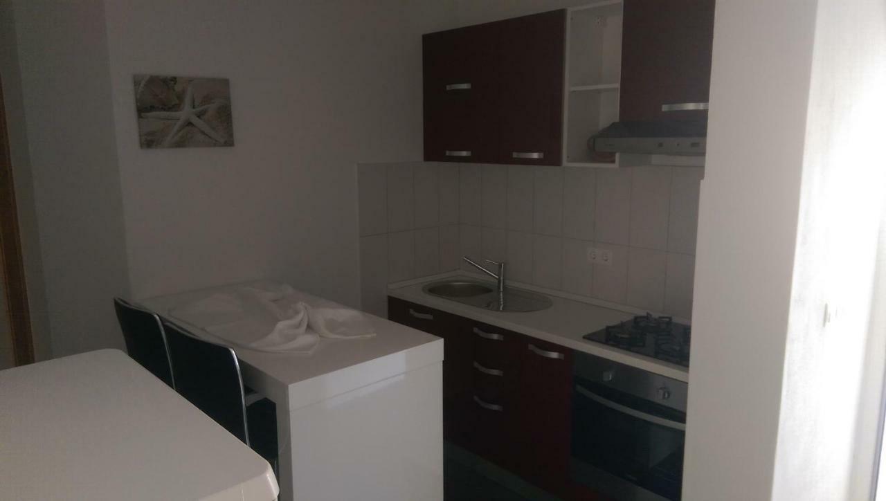 Apartmani Sandro 이반 돌라츠 외부 사진